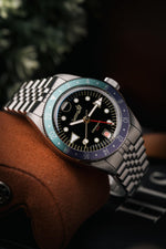 Load image into Gallery viewer, Oceanguard GMT - Jet Black w/ Fuchsia and Cyan Bezel
