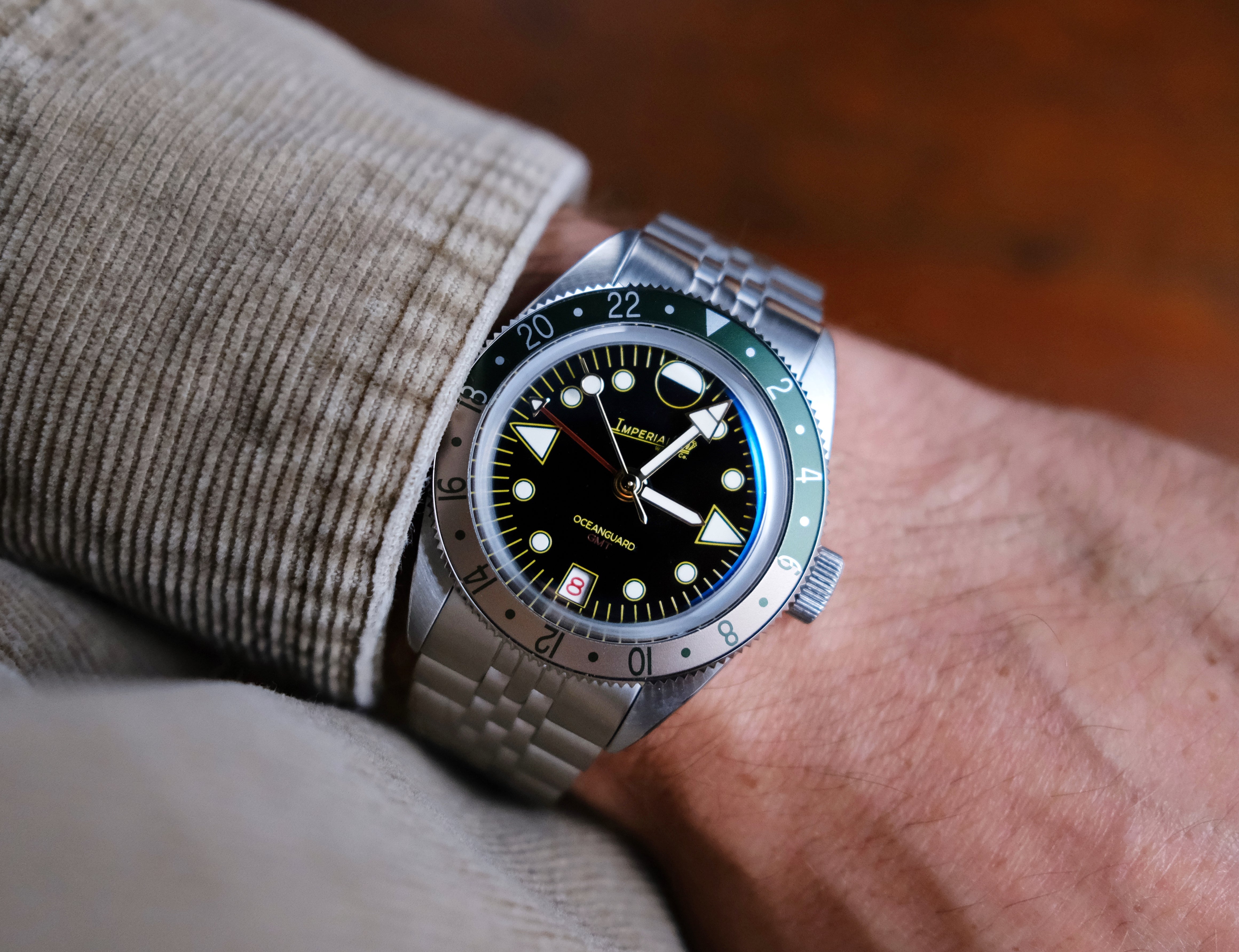 Oceanguard GMT - Jet Black w/ Elmwood and Sand Bezel